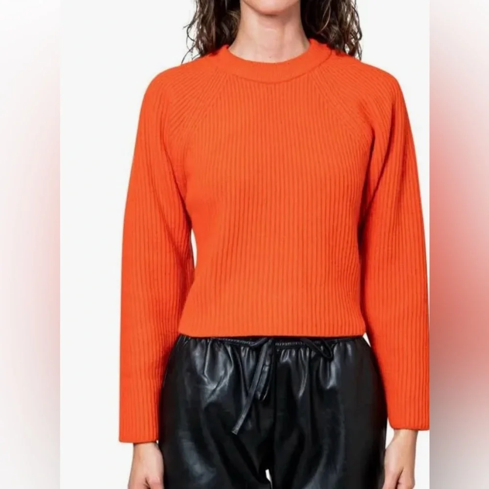 Ivory Ribbed Women's Sweater - Picture 3 of 6